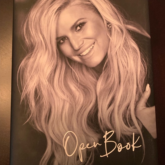 Book - Open Book by Jessica Simpson - Picture 1 of 3